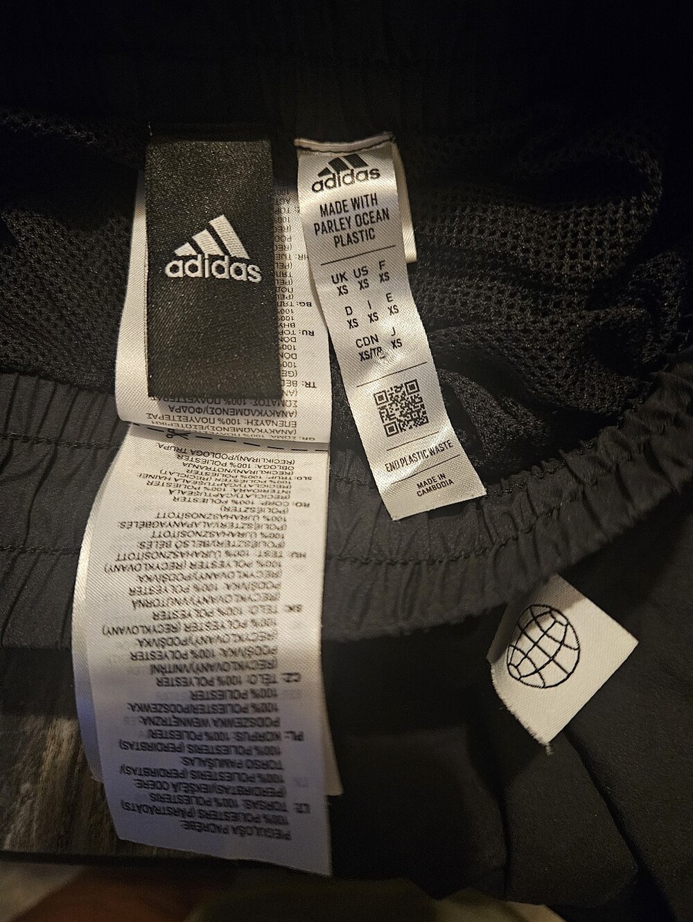 adidas City Escape Cargo Track Pants Black Mesh Techwear Joggers Mens Size XS - Picture 11 of 12